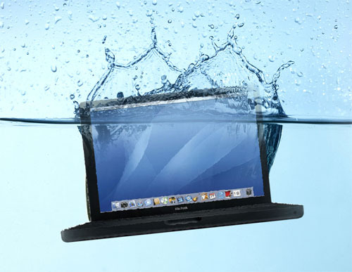 Пролили жидкость на ноутбук Что делать, если пролили жидкость на ноутбук ?